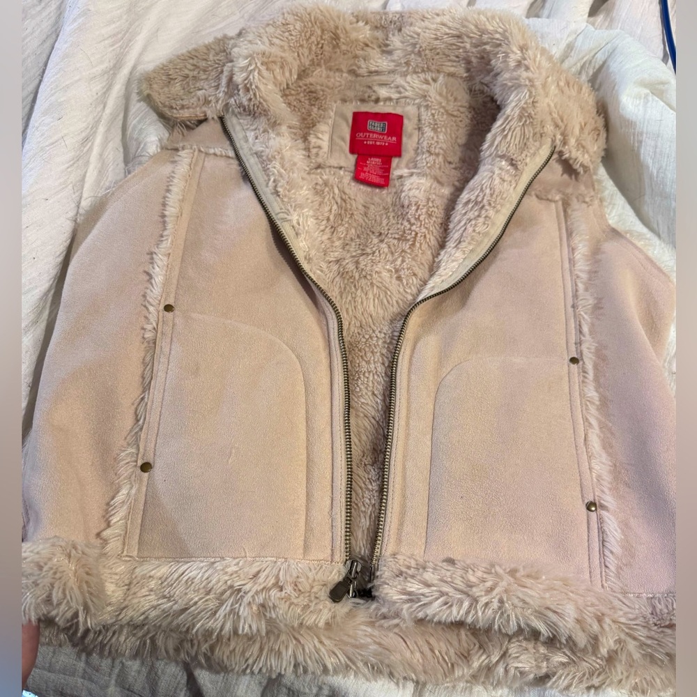 Faded Glory tan Vest! Great condition.